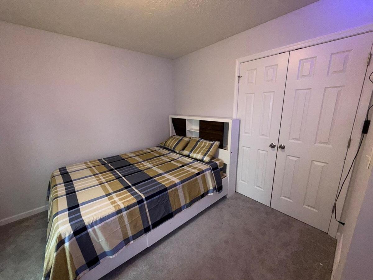 Pocono Escape - Modern & Cozy Pocono Summit