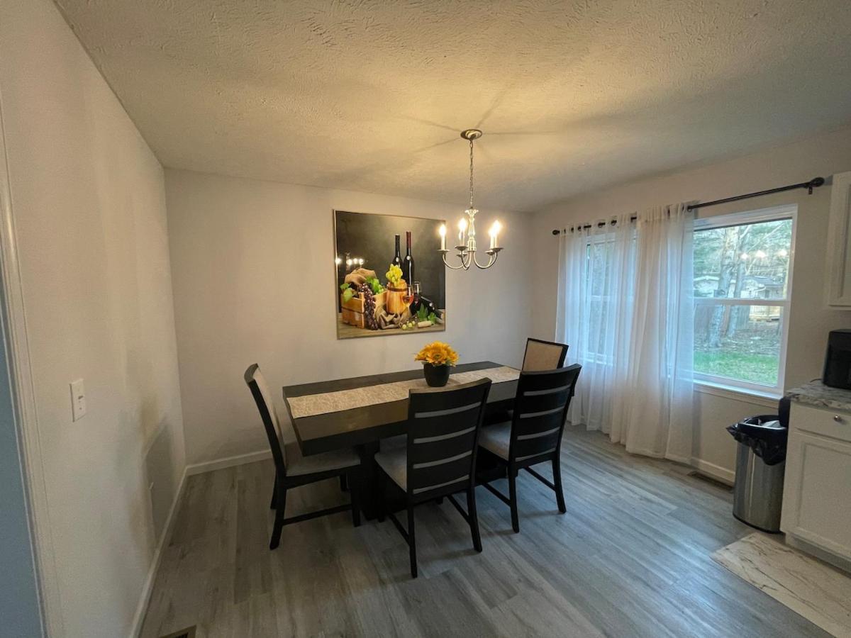 Pocono Escape - Modern & Cozy