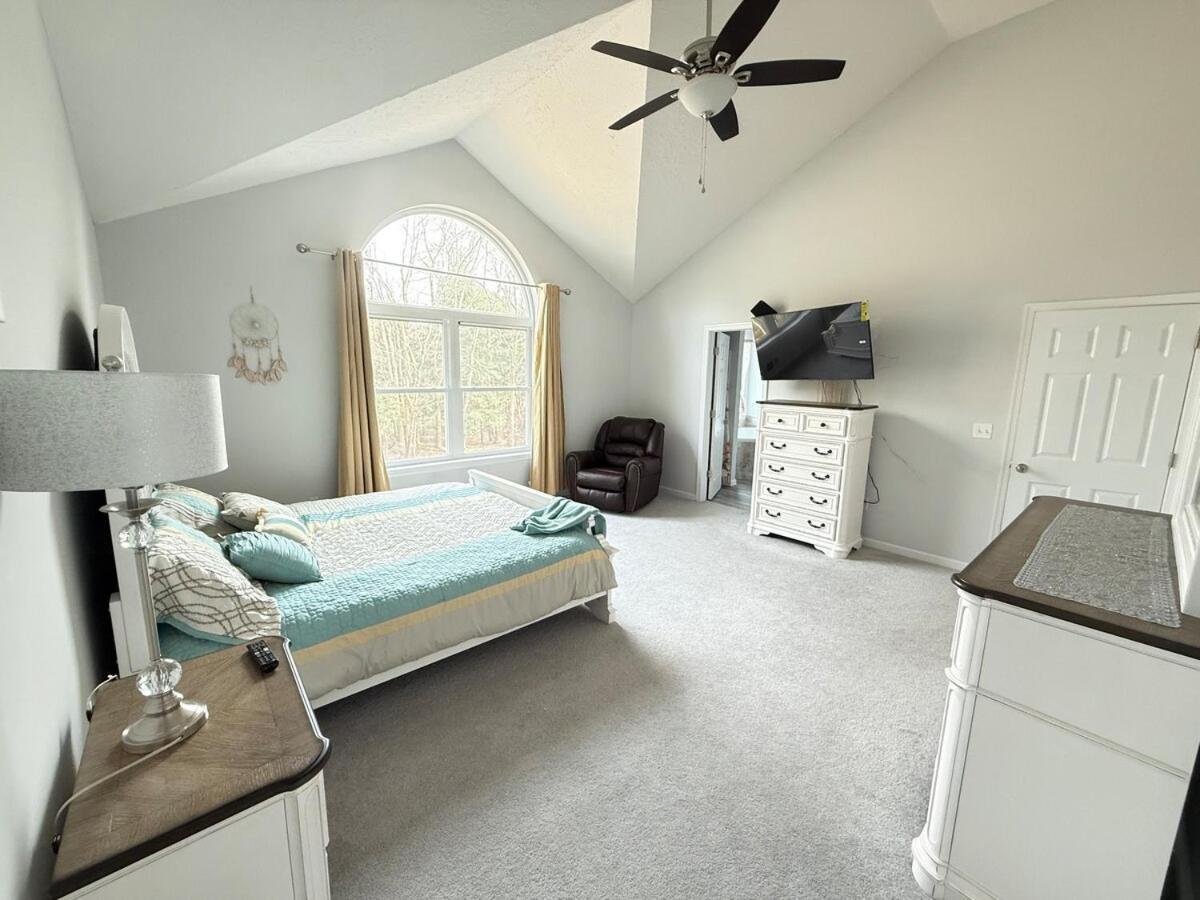 Holiday home Pocono Escape - Modern & Cozy